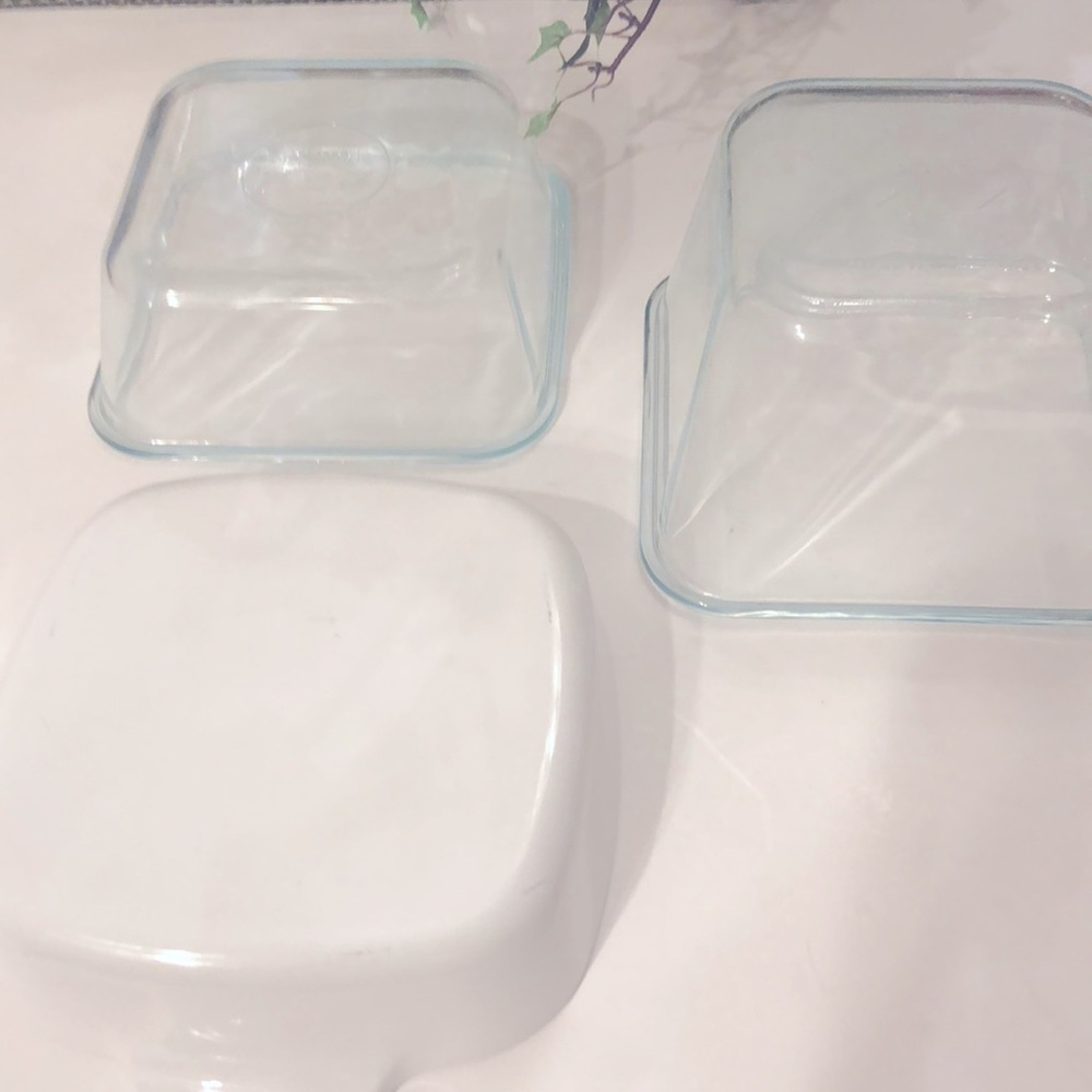 Pyrex Vintage 3 Glass Bowls Set and 1 Liter Corning ware Collection - Picture 3 of 3
